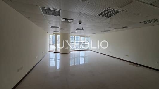 Office de  à à louer à Jumeirah Lake Towers (JLT), Dubai - Bureau à Jumeirah Lake Towers (JLT)，JLT Cluster C，Goldcrest Executive, 90000 AED - 16097062