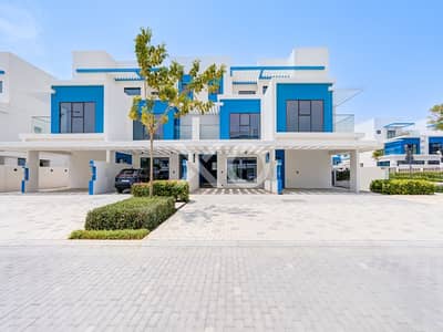 5 Camere Townhouse in affitto a DAMAC Lagoons, Dubai - Villetta a schiera a DAMAC Lagoons，Santorini, 5 camere da letto, 195000 AED - 16068897
