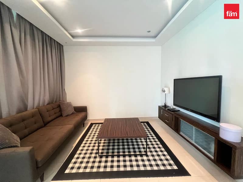 Spacious Fully Furnished L Balcony L High Floor Spacious Fully Furnished L Balcony L High Floor
