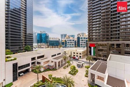1 Bedroom Flat for Rent in Downtown Dubai, Dubai - Largest Layout | Great Community | Well Maintaned