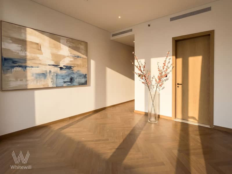 17 hf_20260729_125332_e7490ebc-af3d-4b86-83e6-09693a54c94c. png