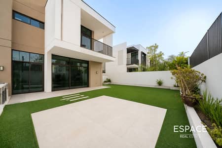 4 habitaciones Villa para en Alquiler en Al Furjan, Dubai - Villa en Al Furjan，Al Furjan West，Tilal Al Furjan, 4 dormitorios, 284999 AED - 12520407