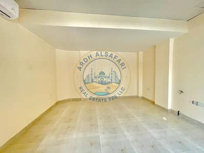Shop for Rent in Muwaileh, Sharjah - dffa2caf-14a2-403f-bc1a-d5154e62aa2f. jpg