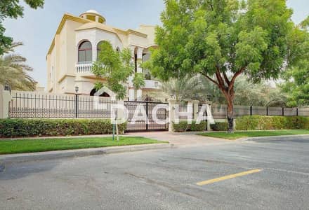 فیلا 7 غرف نوم للايجار في تلال الإمارات‬، دبي - فیلا في قطاع E،تلال الإمارات‬ 7 غرف 1250000 درهم - 16099188