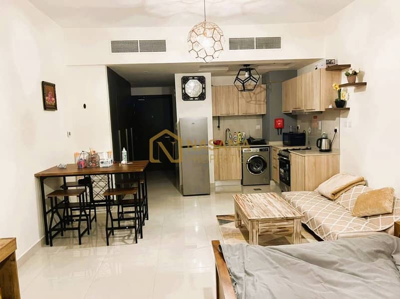 Exclusive | Prime Location | Smart Layout | Middle Floor Exclusive | Prime Location | Smart Layout | Middle Floor