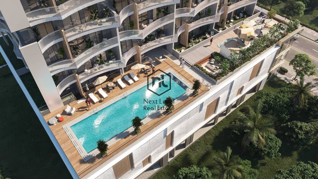 13 swimming pool view. jpg