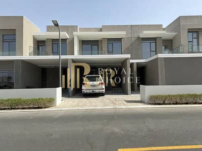 3 Bedroom Townhouse for Rent in Arabian Ranches 3, Dubai - New 3BR and Maid | Near Pool and Park | Ready