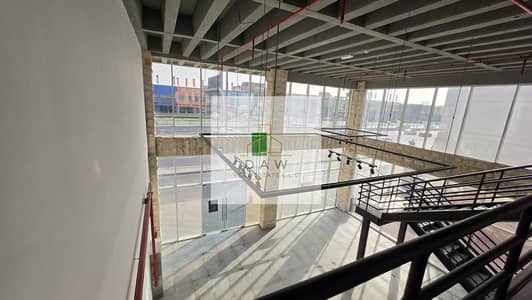 Showroom para en Alquiler en Al Quoz, Dubai - PHOTO-2026-05-18-15-04-20. jpg