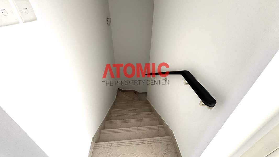 9 35fdc48a-8b4d-4861-8ef3-4a4099c335d2. jpg