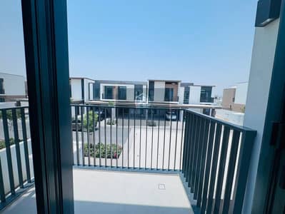 3 habitaciones Townhouse para en Alquiler en Arabian Ranches 3, Dubai - Casa adosada en Arabian Ranches 3,Raya, 3 dormitorios, 155000 AED - 16101113 3 habitaciones Townhouse para en Alquiler en Arabian Ranches 3, Dubai - Casa adosada en Arabian Ranches 3,Raya, 3 dormitorios, 155000 AED - 16101113