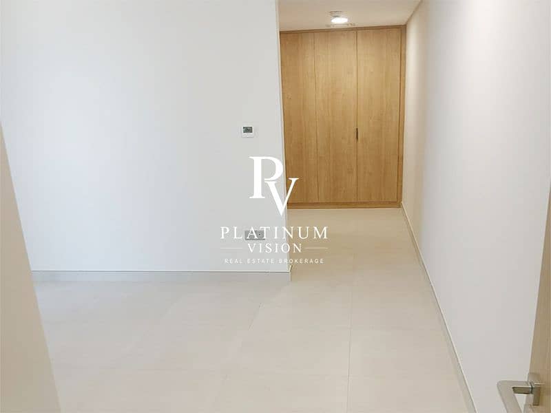 6 Untitled-11. jpg