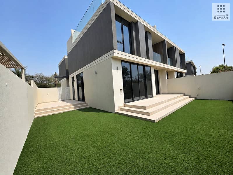 2 Villa 02. jpg