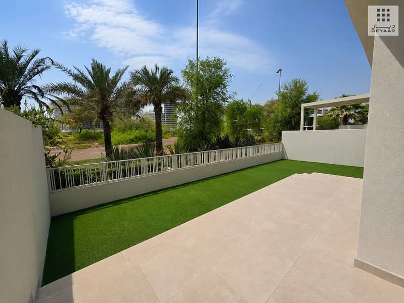 3 Villa 03. jpg