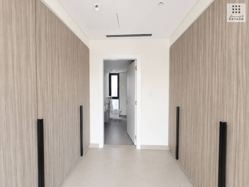 10 Villa 10. jpg