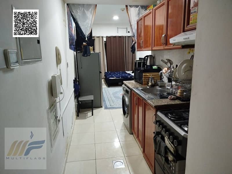 11 695bd653-7db5-464b-8812-222fe35ed5dd. jpg