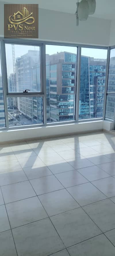 2 habitaciones Apartamento para en Alquiler en Dubai Land Residence Complex (DLRC), Dubai - Apartamento en Dubai Land Residence Complex (DLRC)，Skycourts Towers，Skycourts Tower D, 2 dormitorios, 74999 AED - 16101546