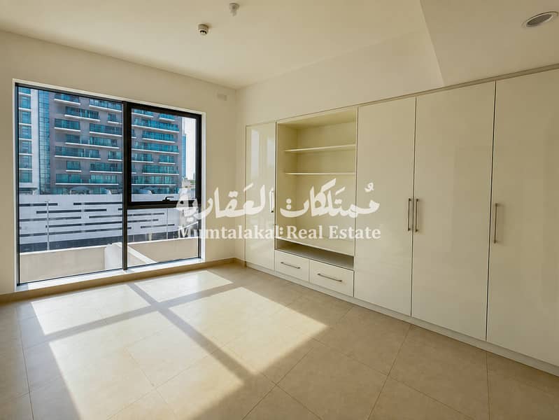 3 Najmat-c01JPG010fawaz. jpg