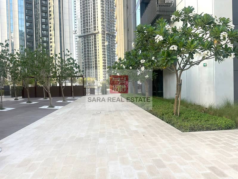 3 Pathway to Pool. jpg