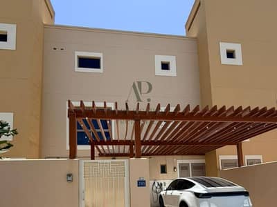 3 Bedroom Townhouse for Sale in Al Raha Gardens, Abu Dhabi - WhatsApp Image 2026-08-07 at 4.58. 08 PM. jpeg 3 Bedroom Townhouse for Sale in Al Raha Gardens, Abu Dhabi - WhatsApp Image 2026-08-07 at 4.58. 08 PM. jpeg
