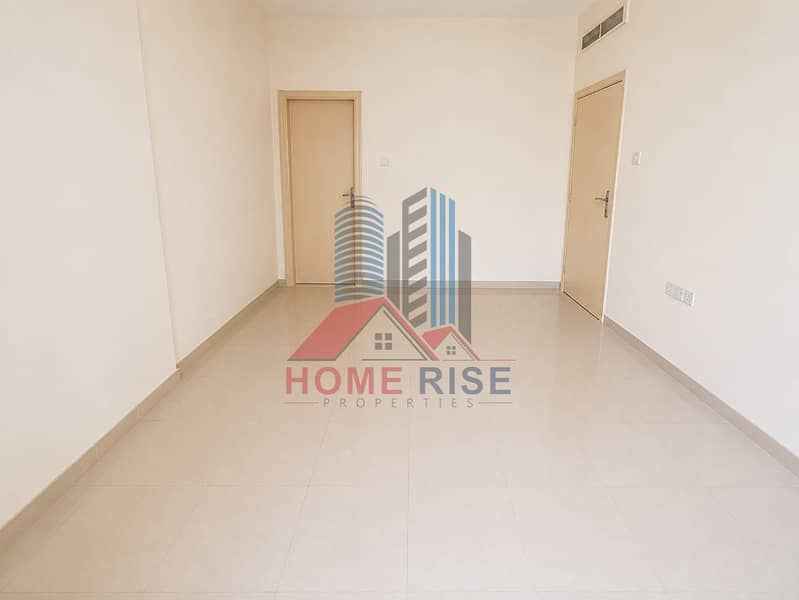 8 13173ee7-2419-43a2-a1e6-c8b469a5e8fe. jpeg