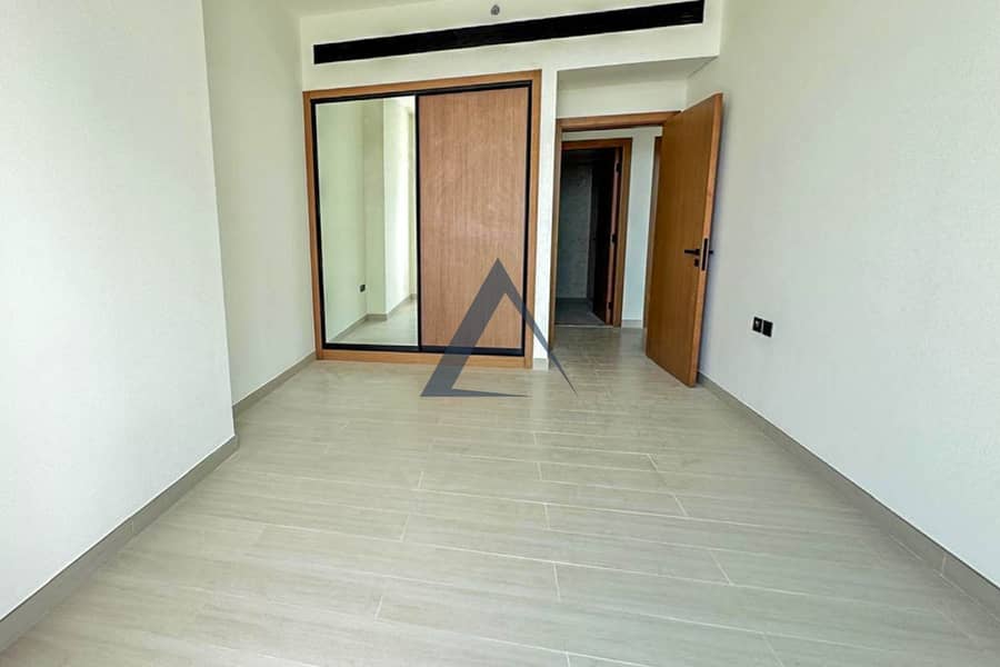 10 Property Image