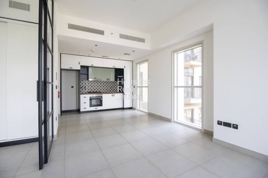 Unfurnished | Well Maintained | Low Floor Unfurnished | Well Maintained | Low Floor