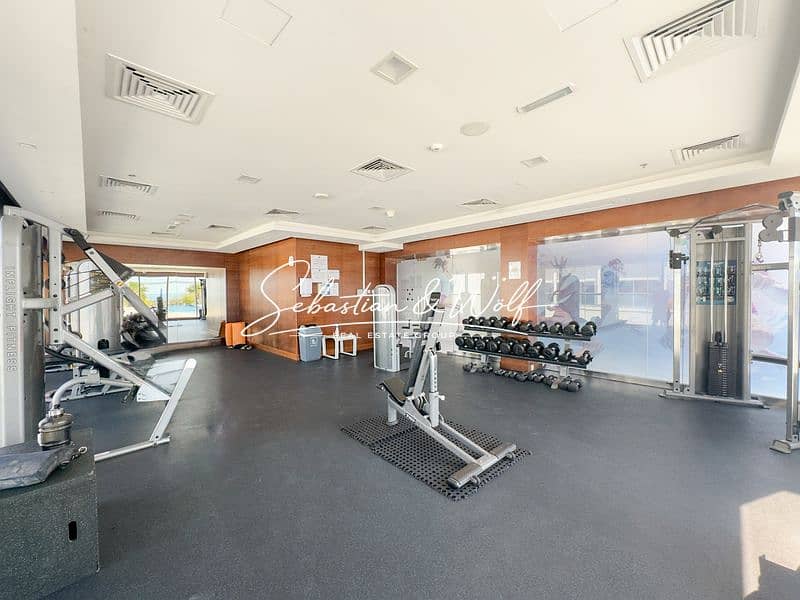 14 03_Gym_Weights_Area_IMG_1352. jpg