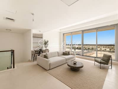 شقة 2 غرفة نوم للبيع في جزيرة المرجان، رأس الخيمة - 01_COVER_Staged_Living_Area. jpg