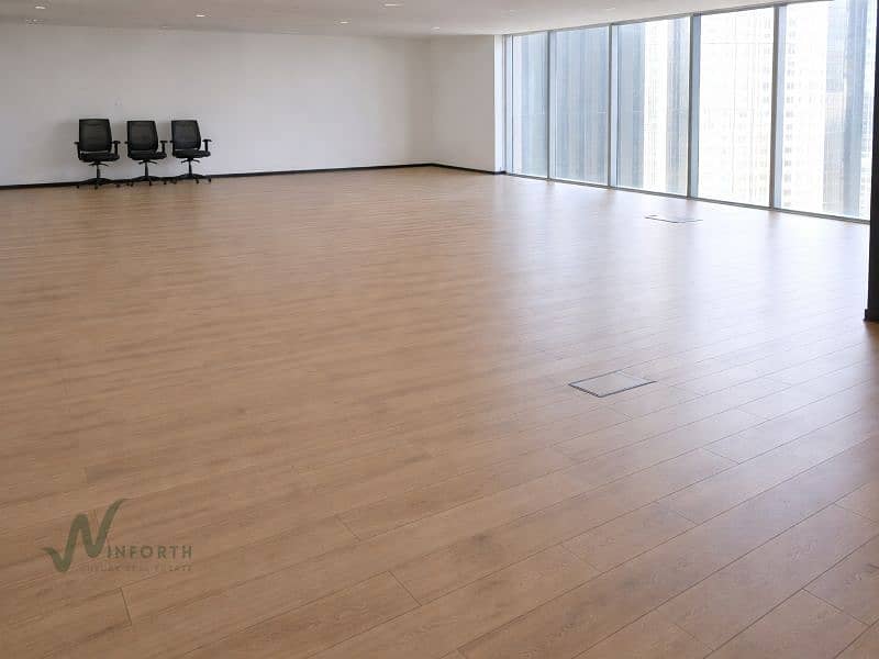 4 Bright and modern office space. png