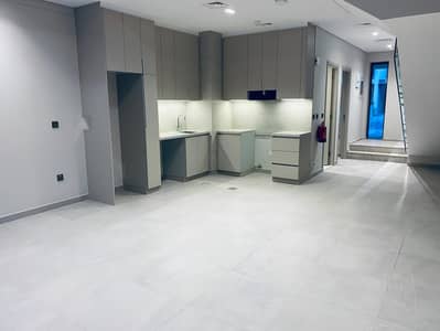 2 Schlafzimmer Townhouse zum zur Miete in Mohammed Bin Rashid City (MBR City), Dubai - Reihenhaus in Mohammed Bin Rashid City (MBR City)，District 7，MAG City，MAG Eye Townhouses, 2 schlafzimmer, 150000 AED - 16106013
