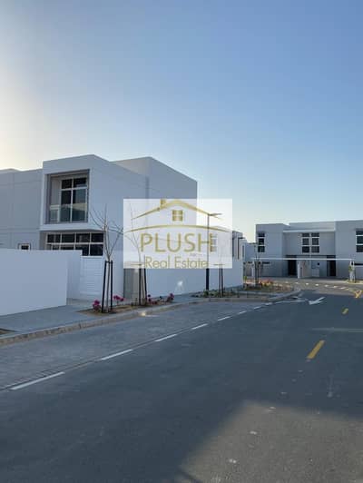SEMI DETACHED VILLA - EXCLUSIVE UNIT- LOWEST PRICED- GRAB IT SOON SEMI DETACHED VILLA - EXCLUSIVE UNIT- LOWEST PRICED- GRAB IT SOON