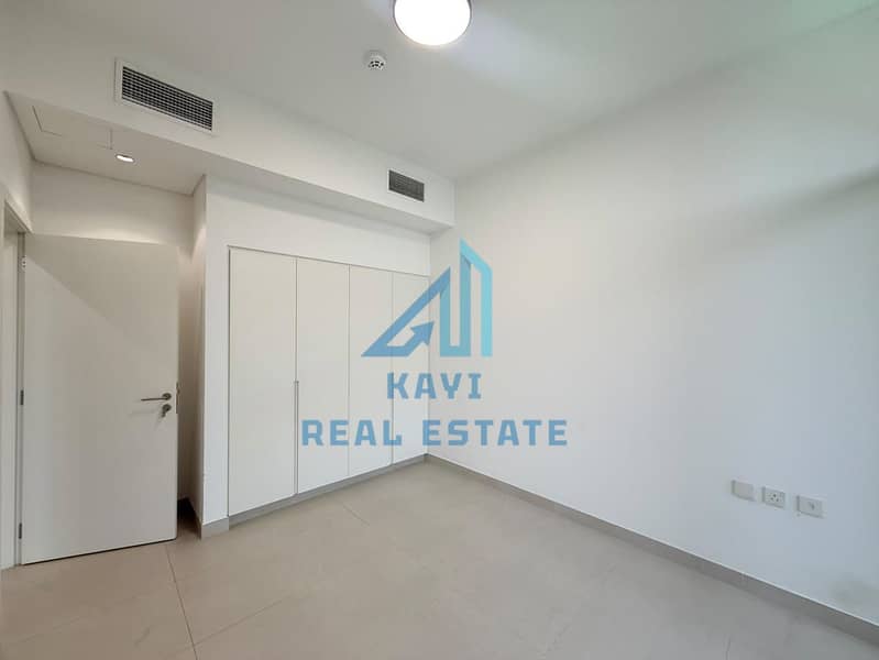 11 1000596197. jpg