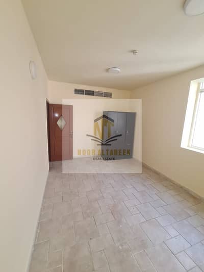 1 habitación Apartamento para en Alquiler en Al Shuwaihean, Sharjah - WhatsApp Image 2026-08-08 at 12.55. 25 PM (1). jpeg 1 habitación Apartamento para en Alquiler en Al Shuwaihean, Sharjah - WhatsApp Image 2026-08-08 at 12.55. 25 PM (1). jpeg