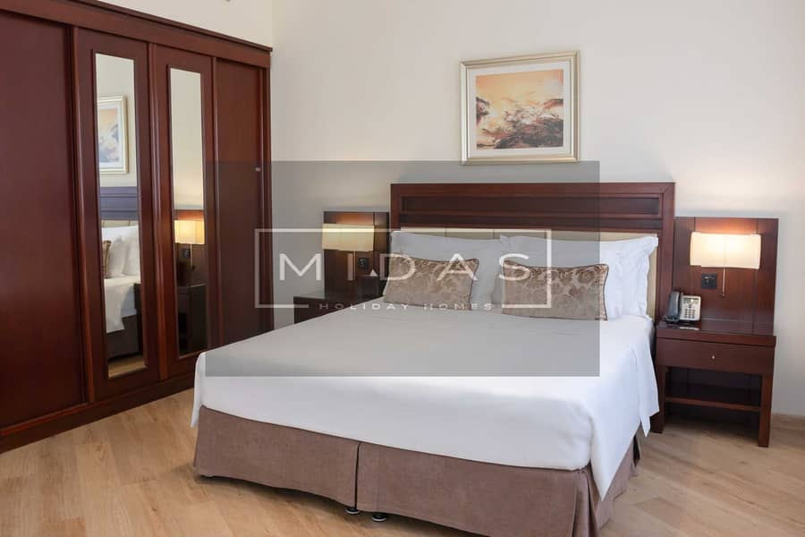 4 Studio- Master Bed. jpg