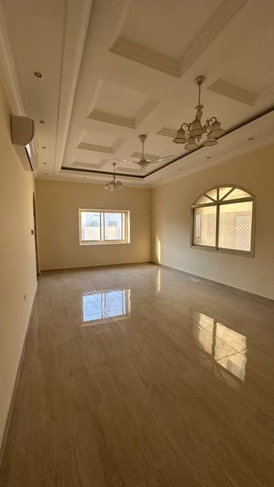 5 Schlafzimmer Villa zum zur Miete in Al Mowaihat, Ajman - WhatsApp Image 2026-08-08 at 11.41. 52. jpeg 5 Schlafzimmer Villa zum zur Miete in Al Mowaihat, Ajman - WhatsApp Image 2026-08-08 at 11.41. 52. jpeg