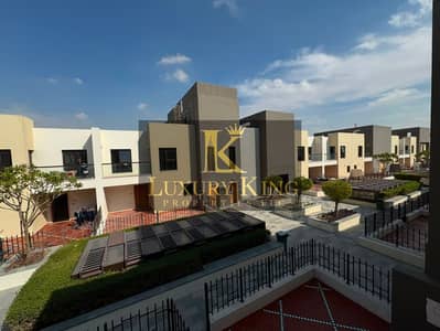 شقة 3 غرف نوم للايجار في المدينة العالمية، دبي - WhatsApp Image 2026-06-12 at 12.06. 21. jpeg شقة 3 غرف نوم للايجار في المدينة العالمية، دبي - WhatsApp Image 2026-06-12 at 12.06. 21. jpeg