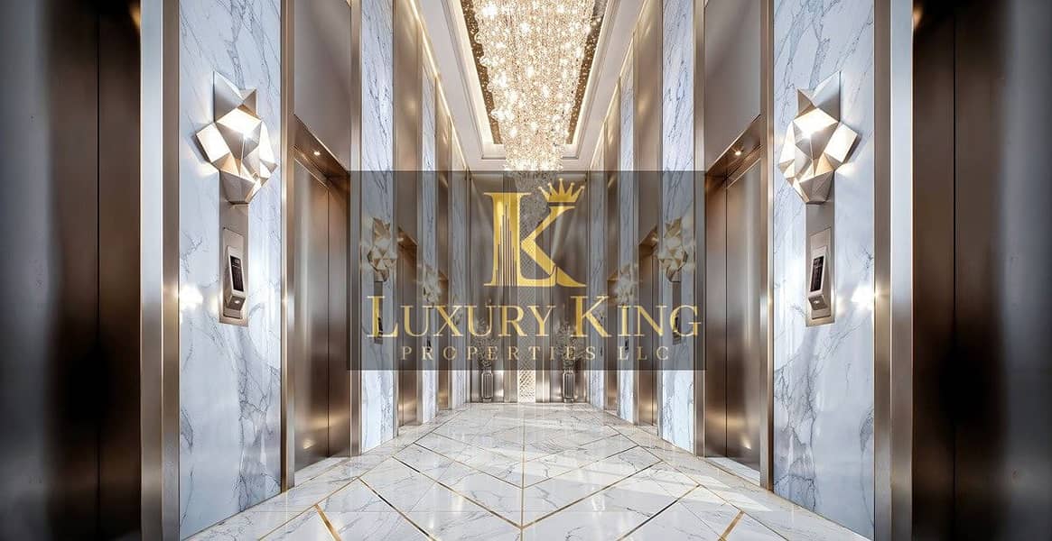 2 Danube-Diamondz-Lift-Lobby. jpg