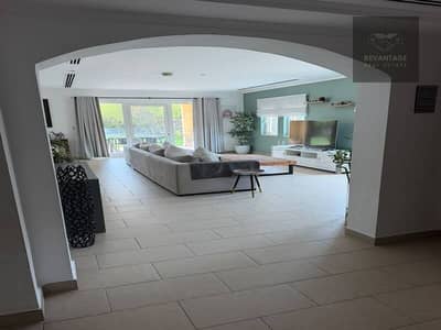 4 habitaciones Villa para en Alquiler en Jumeirah Park, Dubai - Villa en Jumeirah Park,District 7, 4 dormitorios, 350000 AED - 16108835 4 habitaciones Villa para en Alquiler en Jumeirah Park, Dubai - Villa en Jumeirah Park,District 7, 4 dormitorios, 350000 AED - 16108835