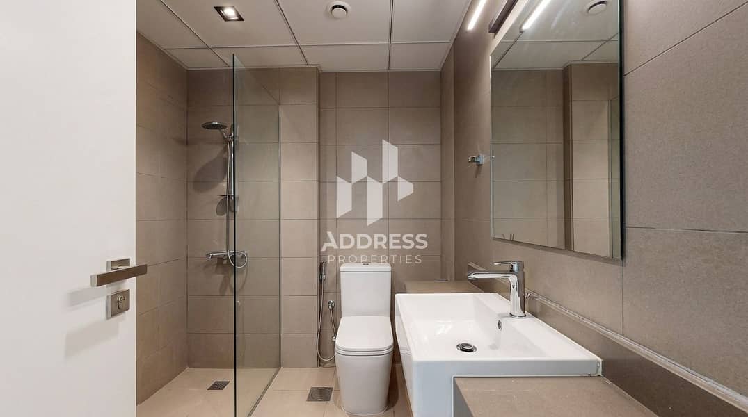 7 Restore_real_estate_photograph_202608081323. jpeg