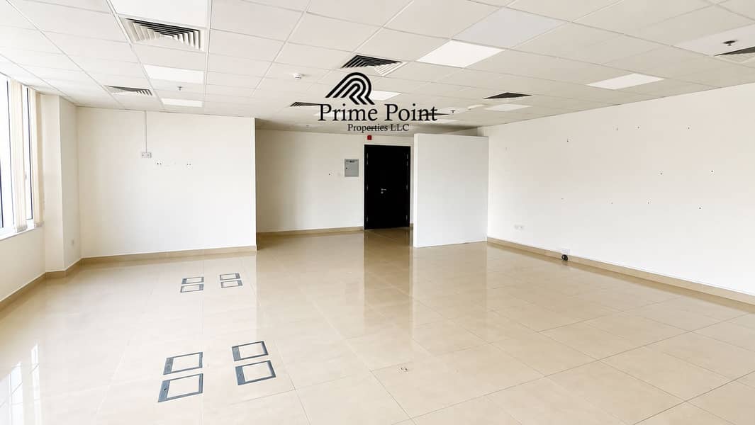 Fitted Office with Executive Room | Roundabout View Fitted Office with Executive Room | Roundabout View
