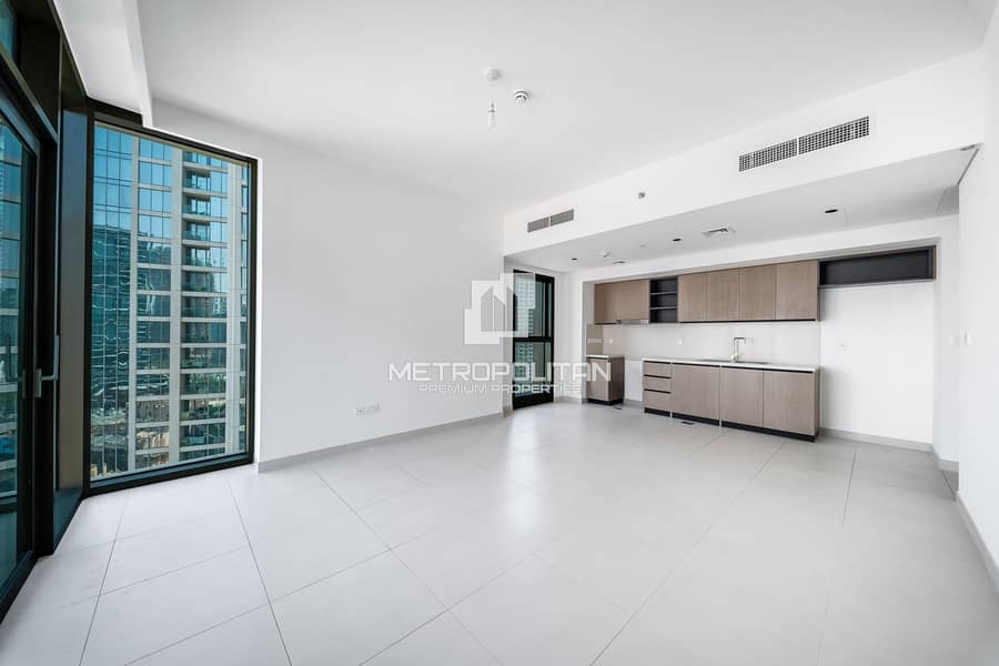 Ready To Move | Mid Floor | Close to Dubai Mall Ready To Move | Mid Floor | Close to Dubai Mall