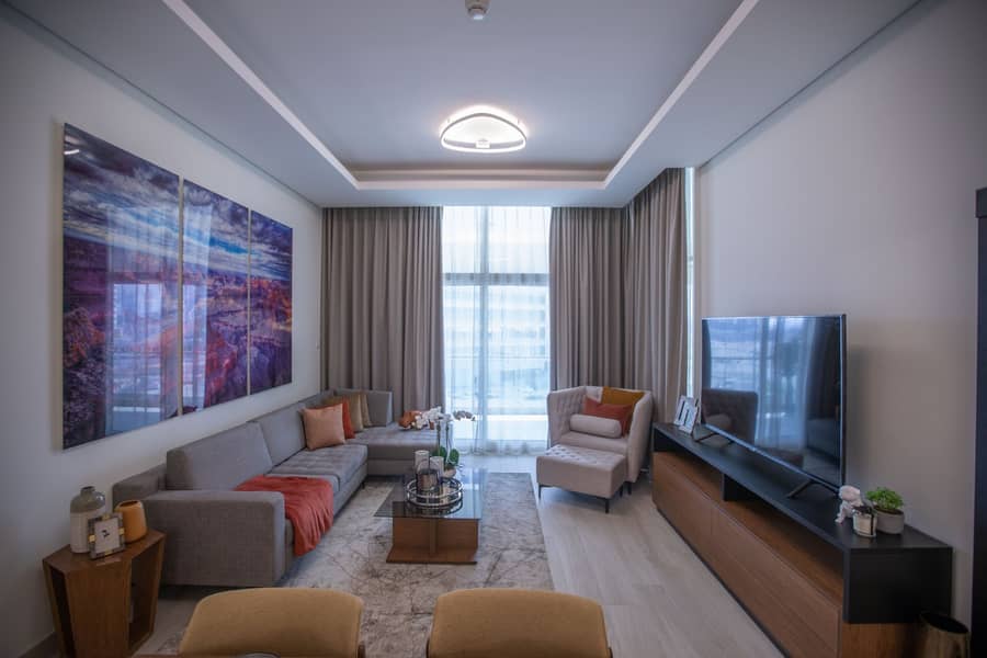 Ready to Move In Property in Healthcare City 2 with 0% Downpayment with the Creek view Ready to Move In Property in Healthcare City 2 with 0% Downpayment with the Creek view