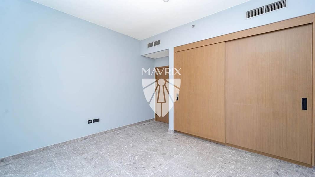 9 Image 9