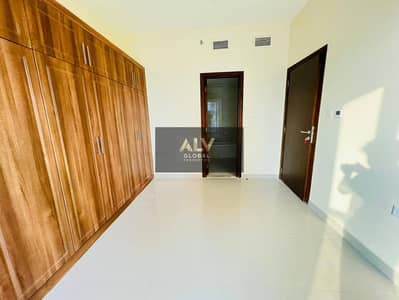 1 habitación Apartamento para en Alquiler en Jumeirah Village Circle (JVC), Dubai - Apartamento en Jumeirah Village Circle (JVC)，JVC District 13，Remal Tower, 1 dormitorio, 60000 AED - 16111803