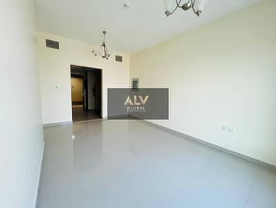 Estudio para en Alquiler en Jumeirah Village Circle (JVC), Dubai - Apartamento en Jumeirah Village Circle (JVC),JVC District 13,Remal Tower, 45000 AED - 16112110 Estudio para en Alquiler en Jumeirah Village Circle (JVC), Dubai - Apartamento en Jumeirah Village Circle (JVC),JVC District 13,Remal Tower, 45000 AED - 16112110