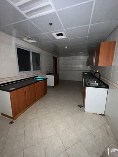 4 Bedroom Flat for Sale in Al Majaz, Sharjah - WhatsApp Image 2026-08-08 at 13.46. 08 (1). jpeg 4 Bedroom Flat for Sale in Al Majaz, Sharjah - WhatsApp Image 2026-08-08 at 13.46. 08 (1). jpeg
