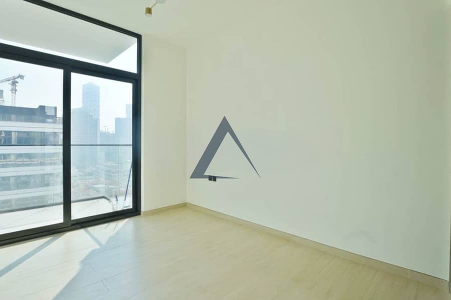 6 Property Image