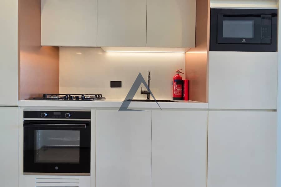 6 Property Image