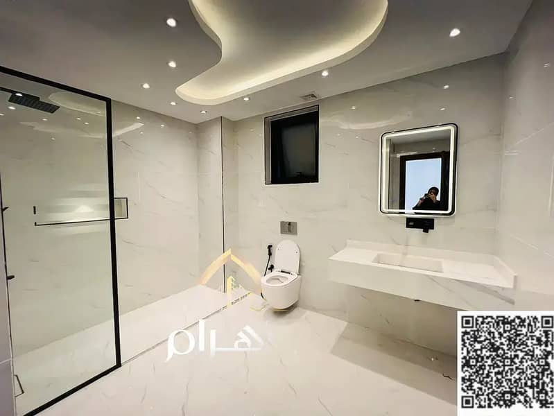 7 batch_838567054-1066x800. webp