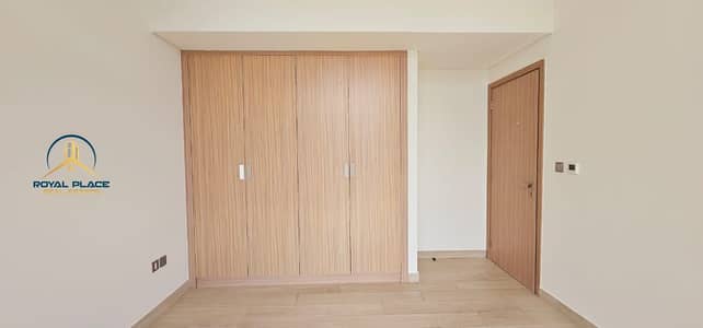 3 Bedroom Apartment for Rent in Azizi Riviera, Dubai - WhatsApp Image 2026-08-08 at 8.27. 25 PM (4). jpeg 3 Bedroom Apartment for Rent in Azizi Riviera, Dubai - WhatsApp Image 2026-08-08 at 8.27. 25 PM (4). jpeg